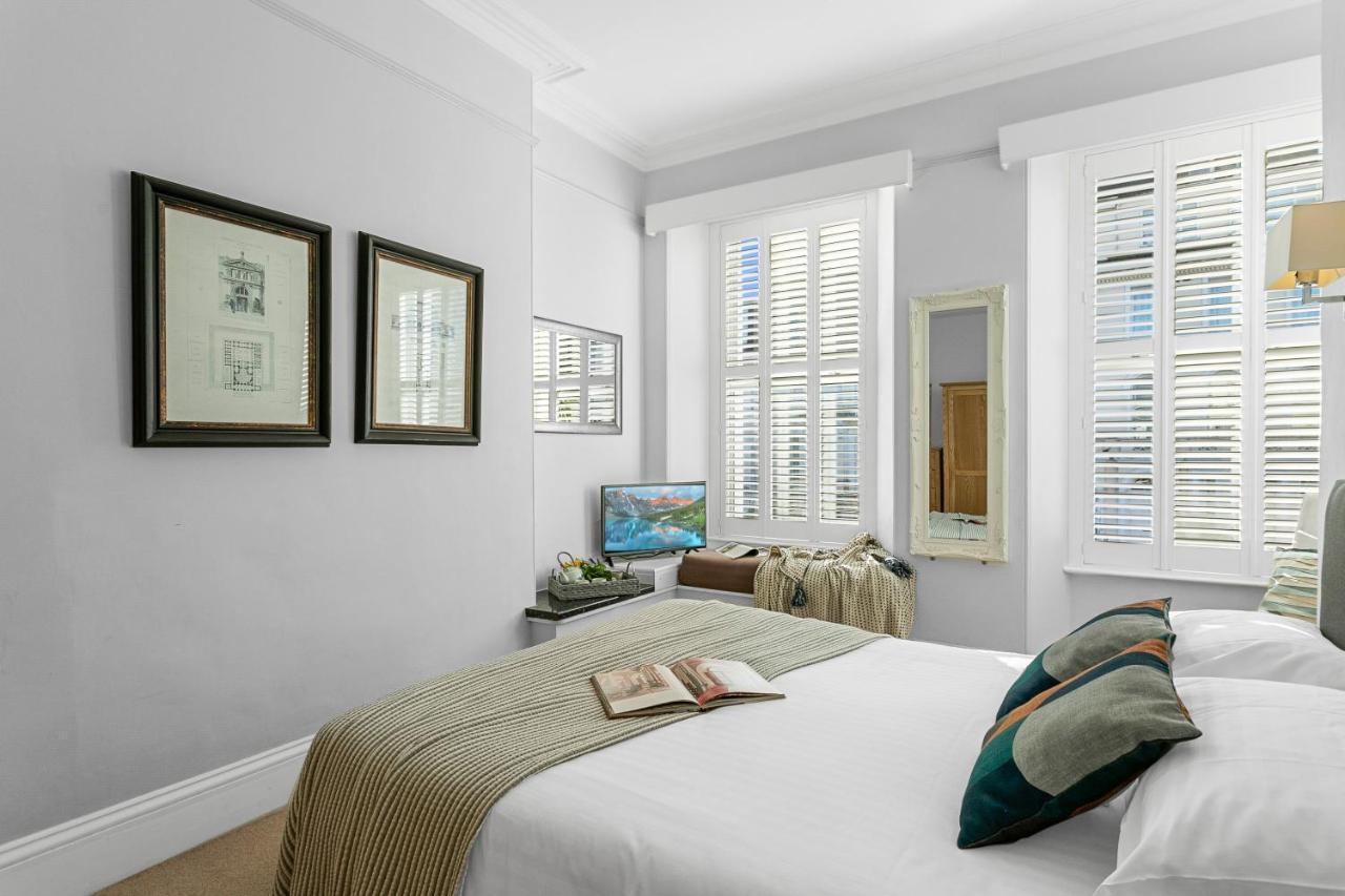 Гостевой дом Southbank Town House 4*