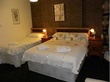 Southbank Town House 4* Торки
